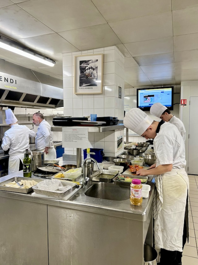 france 26 9f831f88 e72e 42b5 8d2d 78ea924705cf